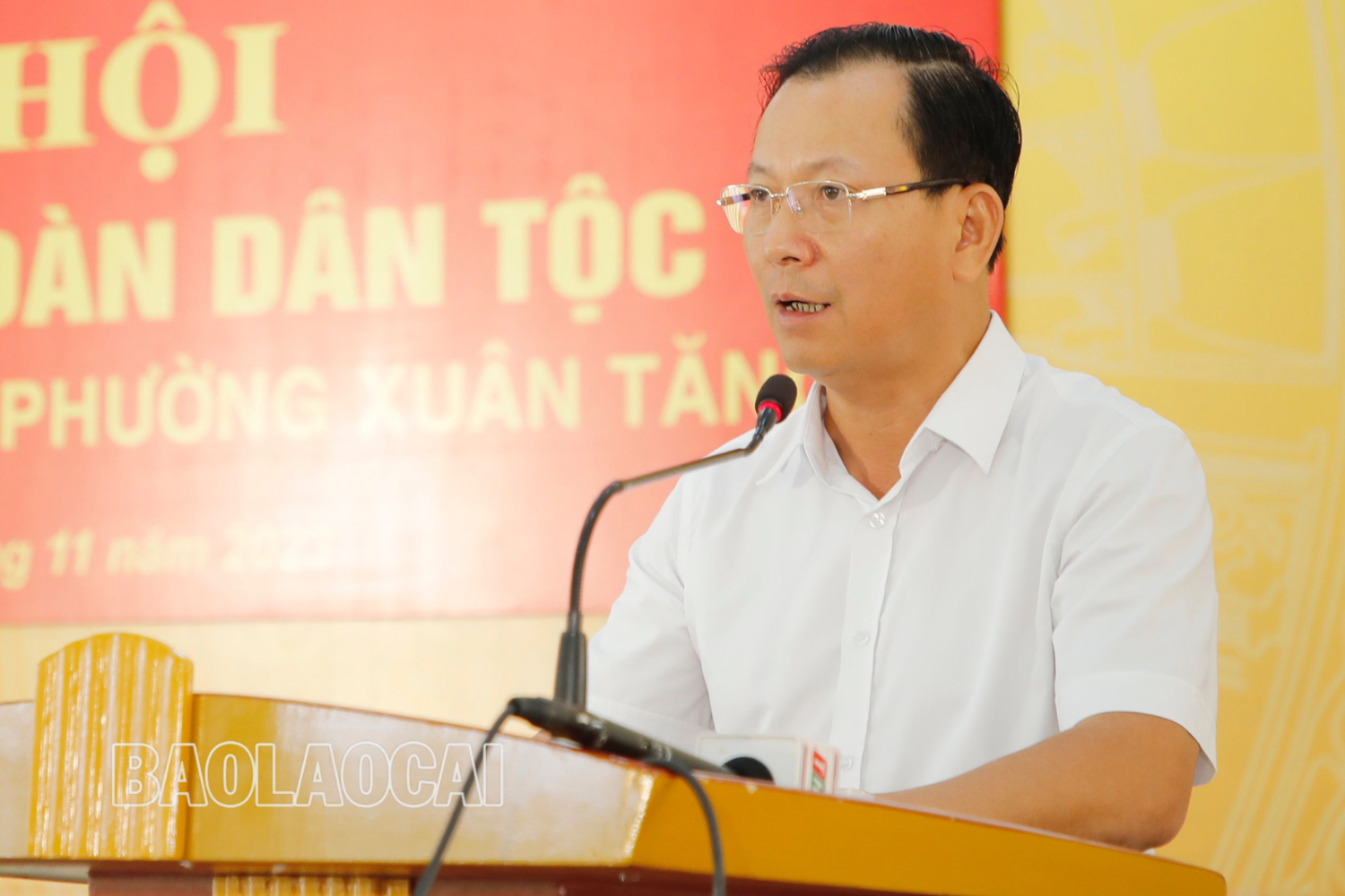 Phó Chủ tịch Thường trực UBND tỉnh - Hoàng Quốc Khánh phát biểu tại ngày hội.