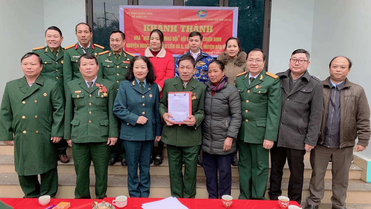 Trao hỗ trợ xây nhà cho cựu chiến binh Nguyễn Ngọc Lân.jpg