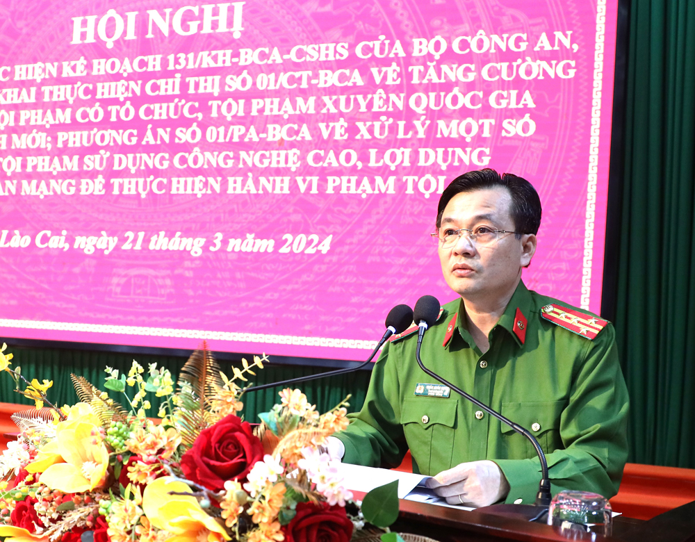 Đồng chí Đại tá Trần Quốc Huy, Phó giám đốc Công an tỉnh phát biểu tại Hội nghị.JPG
