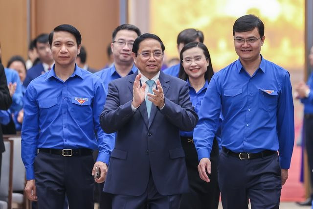 Thủ tướng Phạm Minh Chính tới dự Hội nghị đối thoại với thanh niên năm 2023, ngày 22/3/2023. Ảnh: VGP/Nhật Bắc.