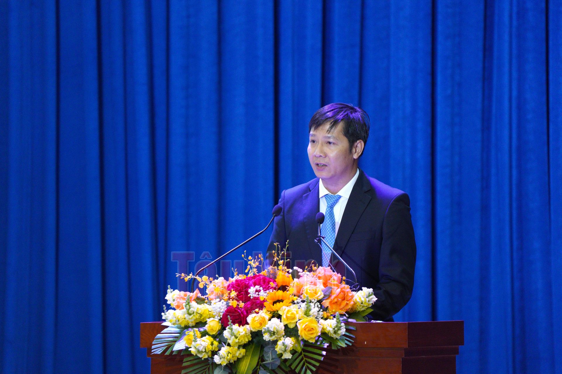 Bí thư Tỉnh uỷ, Chủ tịch HĐND tỉnh Nguyễn Thành Tâm phát biểu.