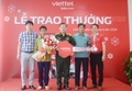 Viettel Lào Cai trao thưởng đặc biệt cho khách hàng chương trình “Lên 4G, lên đời”