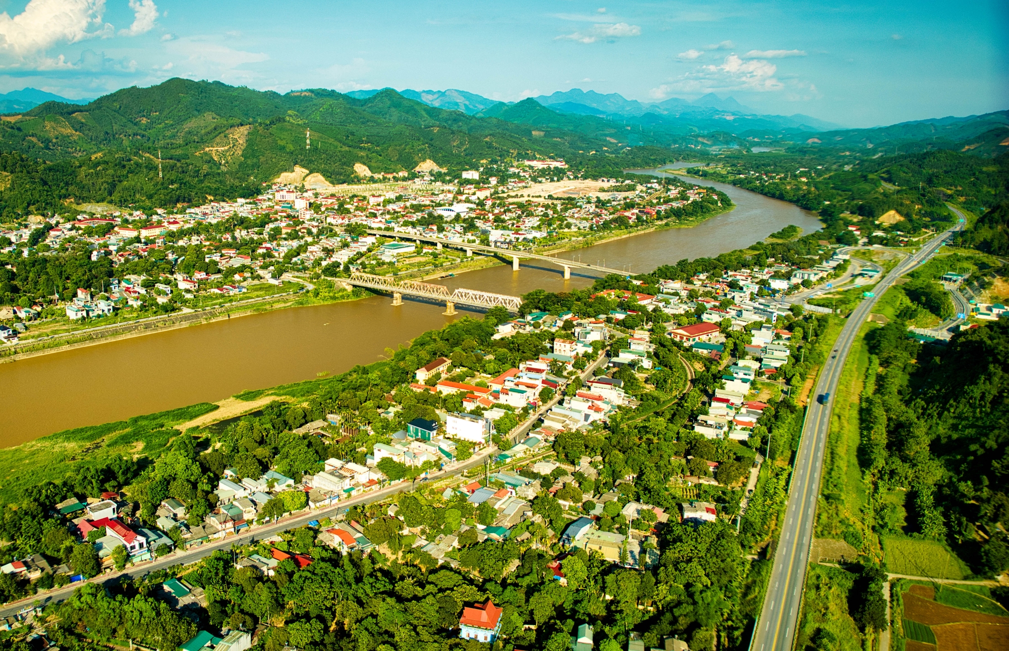 Thị trấn huyện lỵ Phố Lu (Bảo Thắng).