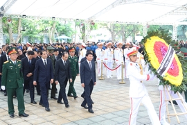 Đoàn đại biểu tỉnh Lào Cai viếng Tổng Bí thư Nguyễn Phú Trọng