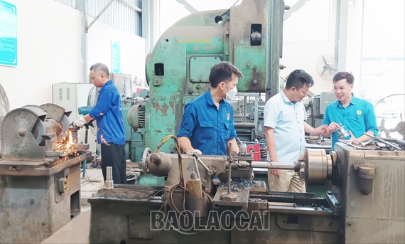Công đoàn Công ty Apatit Việt Nam: Kỳ vọng vào nhiệm kỳ mới, thắng lợi mới