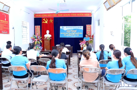 Xã Tân Tiến tổ chức 16 buổi tuyên truyền nâng cao kiến thức, kỹ năng cho phụ nữ và xây dựng nông thôn mới