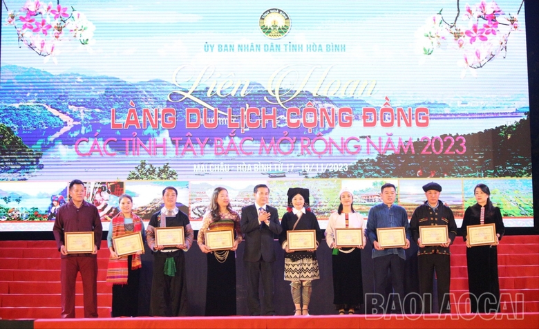Đại diện Lào Cai đạt 2 giải Nhất tại Liên hoan Làng du lịch cộng đồng Tây Bắc mở rộng năm 2023