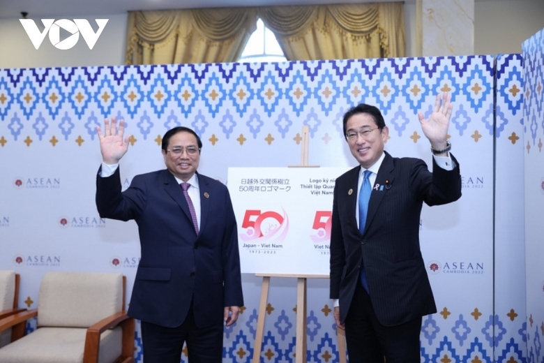 Thủ tướng Phạm Minh Chính lên đường tham dự Hội nghị Thượng đỉnh G7 mở rộng ảnh 1
