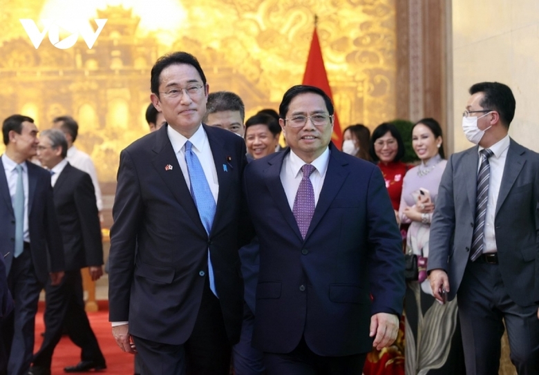 Thủ tướng Phạm Minh Chính lên đường tham dự Hội nghị Thượng đỉnh G7 mở rộng ảnh 3
