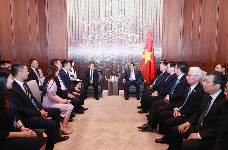 Thủ tướng kết thúc tốt đẹp chuyến thăm chính thức Trung Quốc và tham dự Hội nghị WEF Thiên Tân ảnh 7