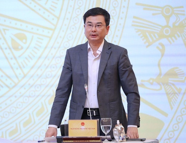 Phó Thống đốc Ngân hàng Nhà nước Phạm Thanh Hà cho biết Ngân hàng Nhà nước đề xuất bỏ cơ chế Nhà nước độc quyền sản xuất vàng miếng, thực hiện cấp phép sản xuất vàng miếng cho một số doanh nghiệp đáp ứng đủ điều kiện
