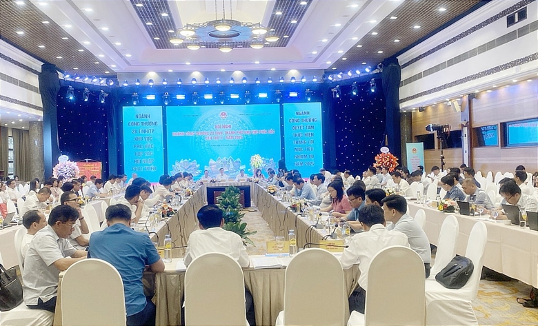 Sáng 17/5, tại Hà Nội đã diễn ra Hội nghị ngành công thương 28 tỉnh, thành phố khu vực phía Bắc lần thứ X, năm 2024.